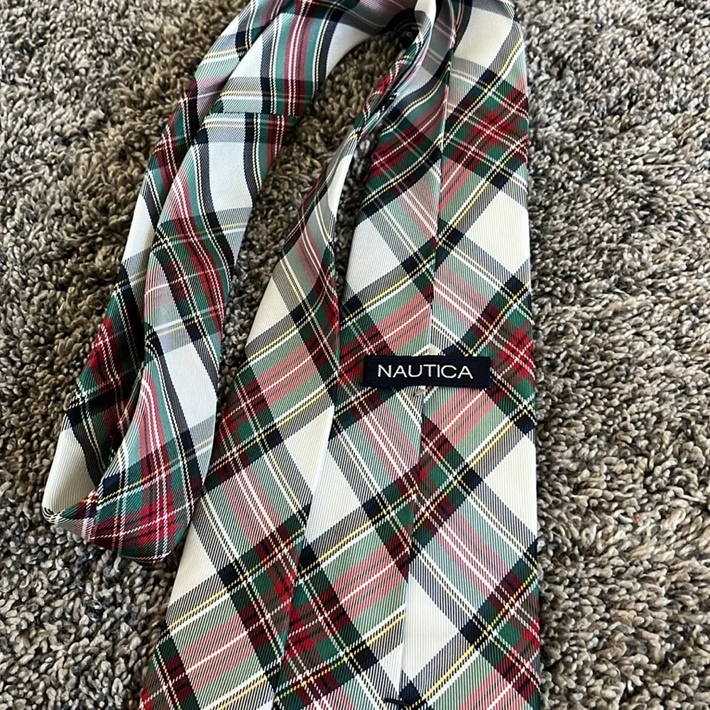 Nautica boys tie! Plaid!